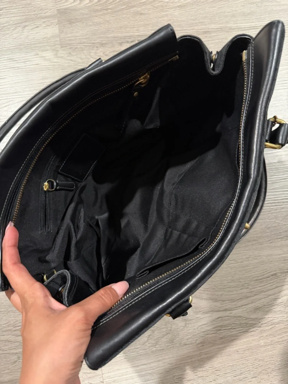 Coach shoulder tote